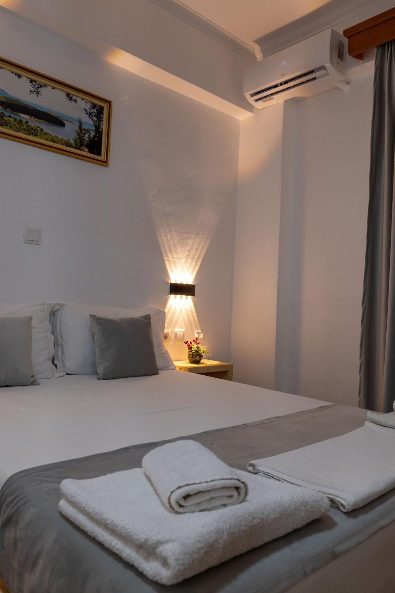 Apart Hotel Alex Himara Zewnętrze zdjęcie