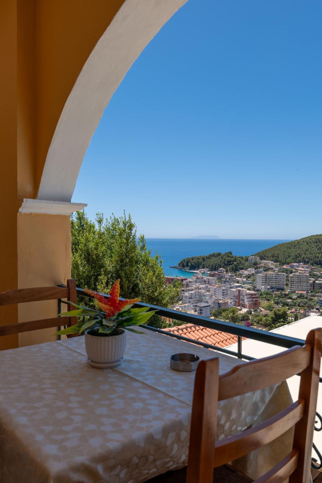 Apart Hotel Alex Himara Zewnętrze zdjęcie