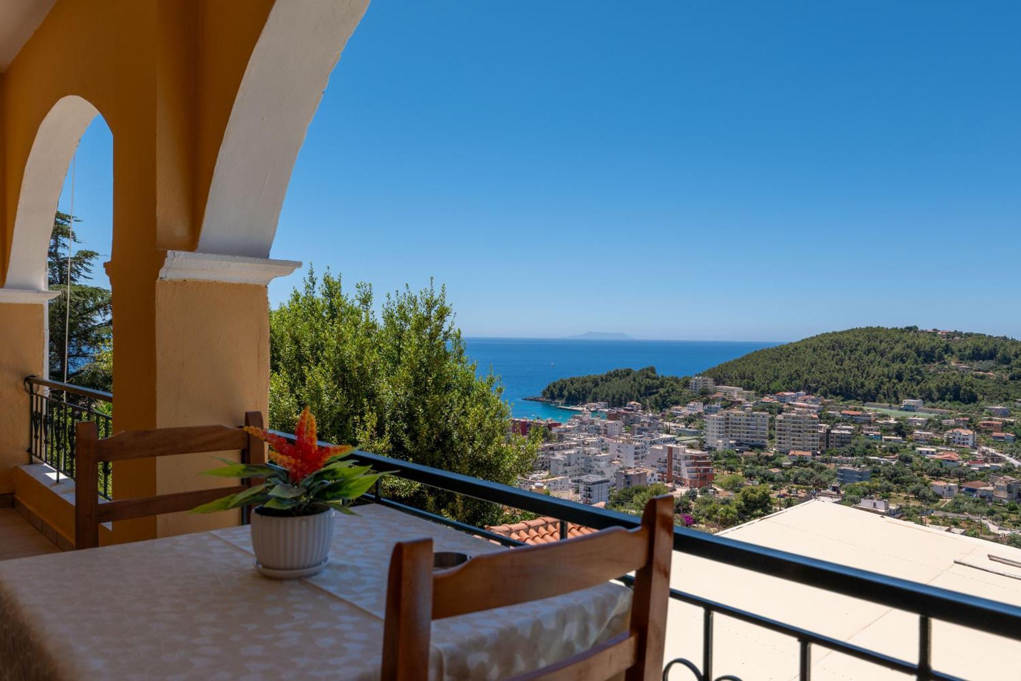 Apart Hotel Alex Himara Zewnętrze zdjęcie