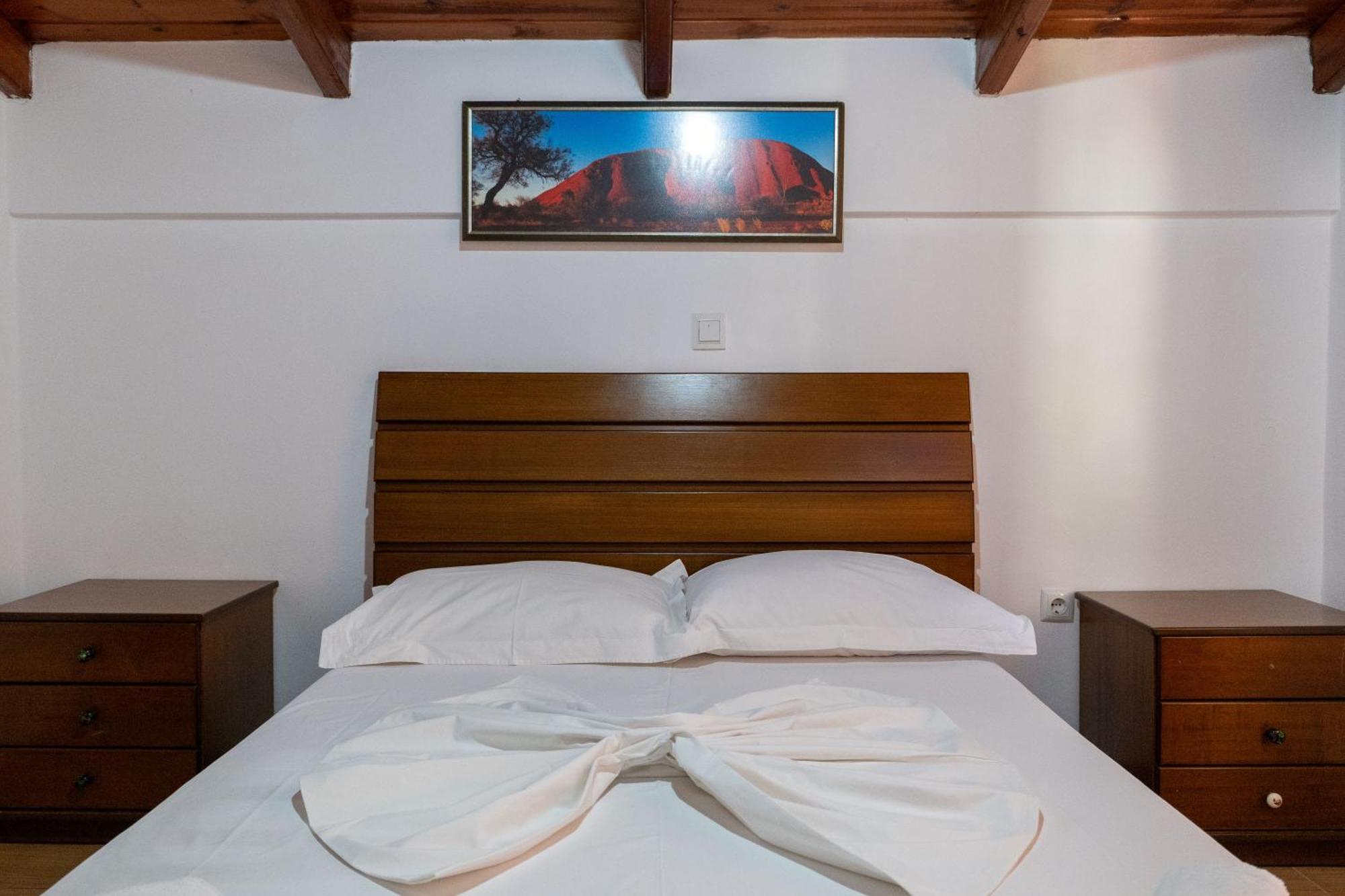 Apart Hotel Alex Himara Zewnętrze zdjęcie