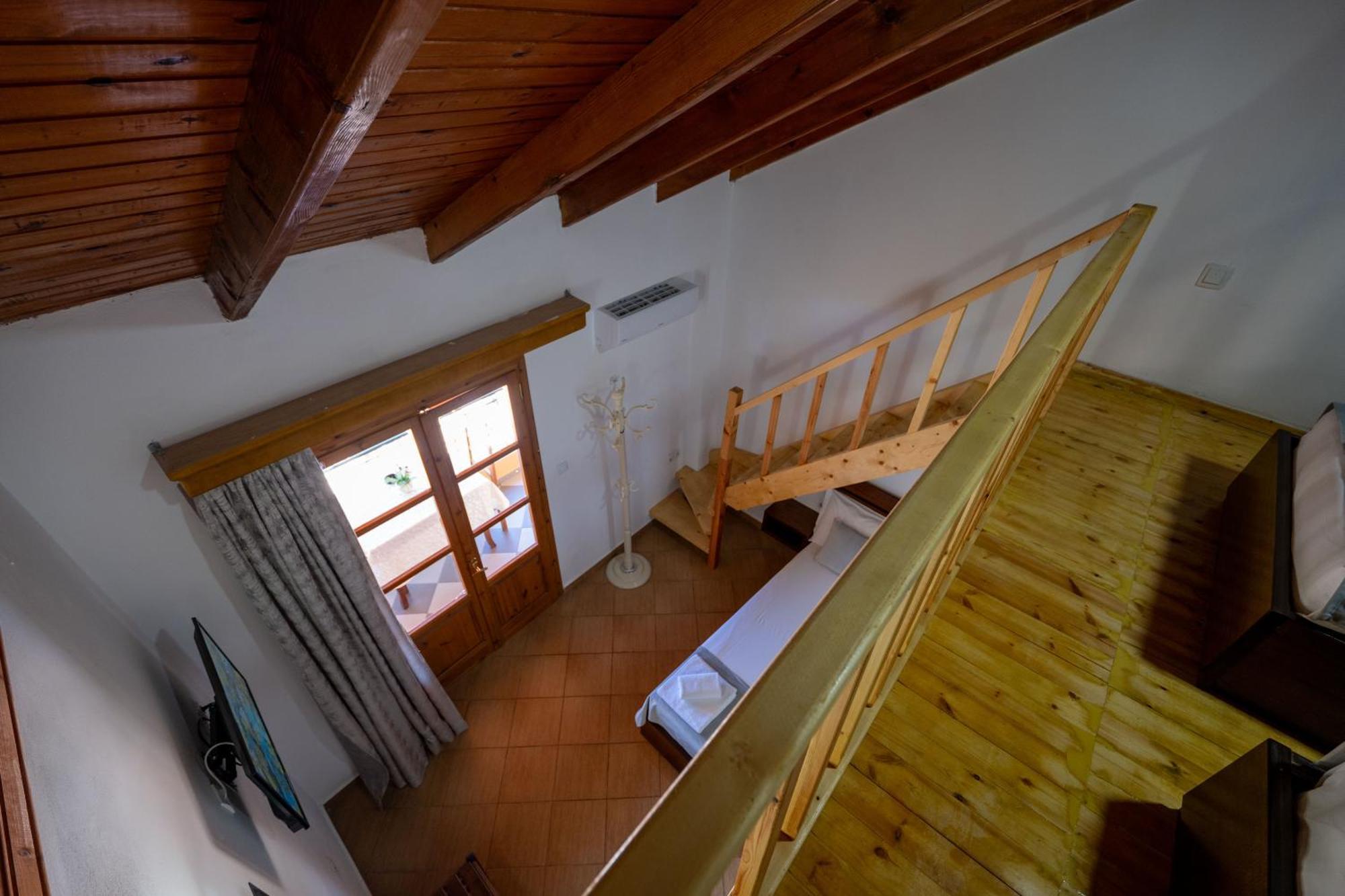 Apart Hotel Alex Himara Zewnętrze zdjęcie