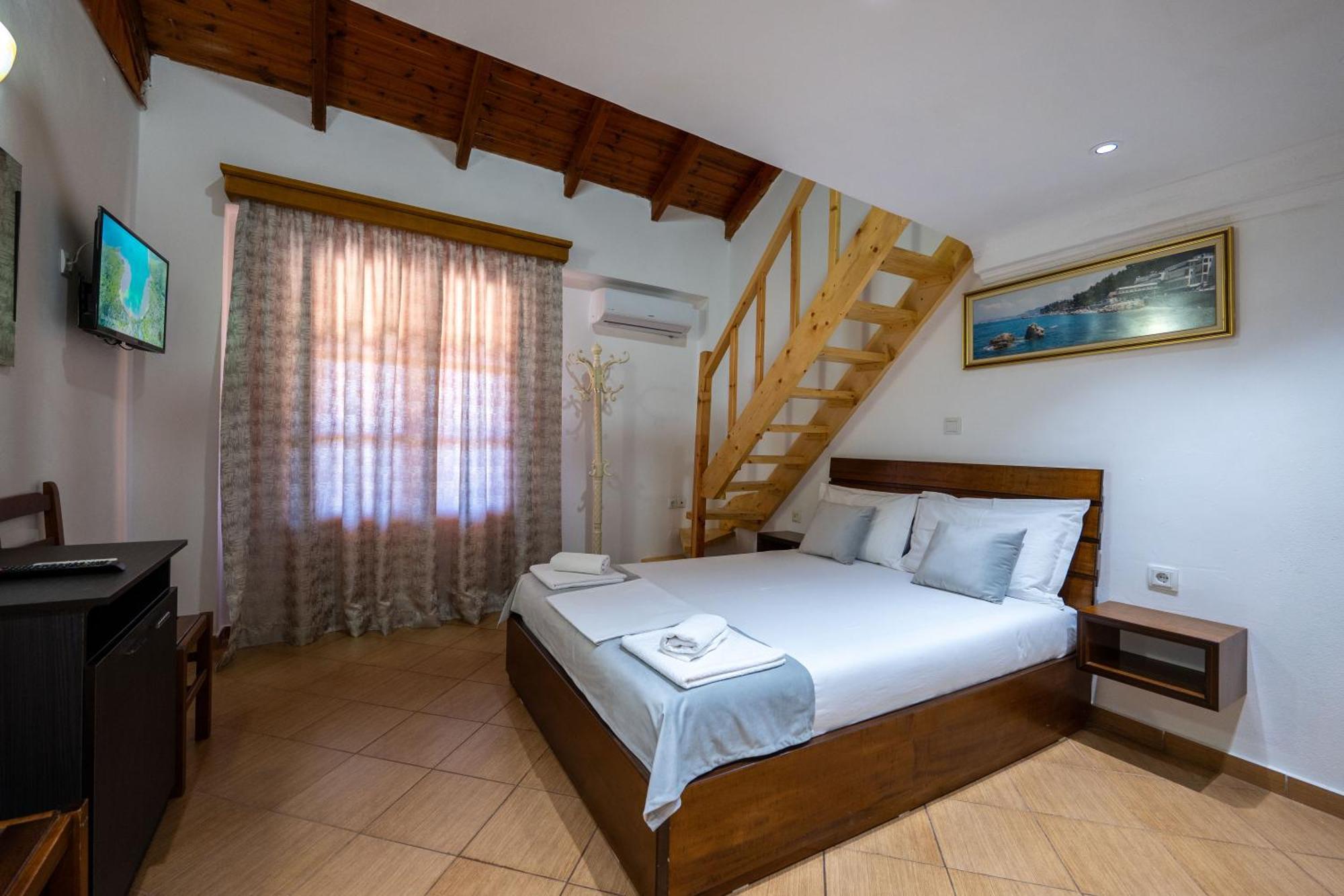 Apart Hotel Alex Himara Zewnętrze zdjęcie